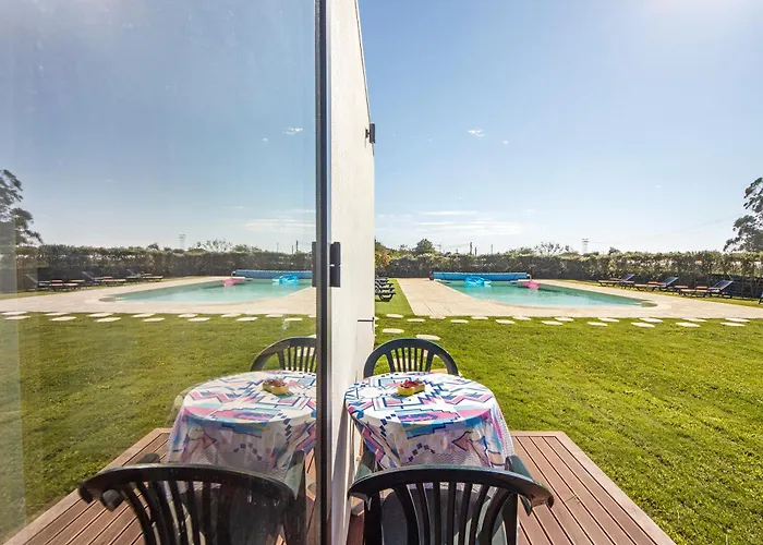 Thai Com Piscina Ferienpark