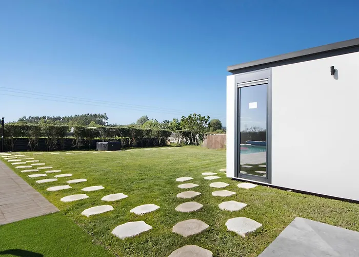 Üdülőpark Thai Com Piscina Apúlia